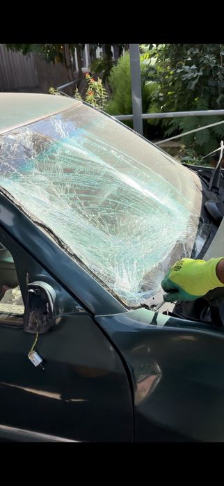 Лобовые стекла на все марки