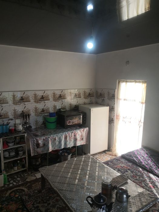 Batoshdan uy sotiladi