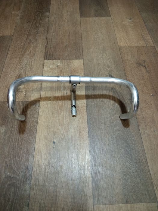 Кормило с лапа, амортисьорна седалка и колче ,а ретро велосипед