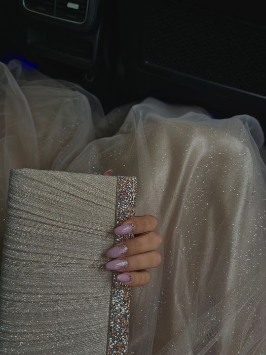 Бална рокля- бежова с мъниста