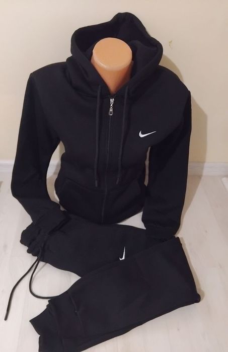 Trening fete Nike gros din bumbac.