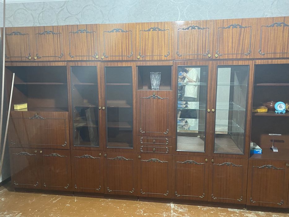 Шкаф стенка