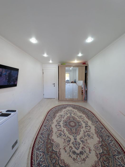 Продаётся 2 комн в 4 мкрне недорого