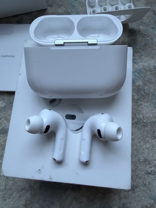 Airpods pro 3 в идеальном состояний