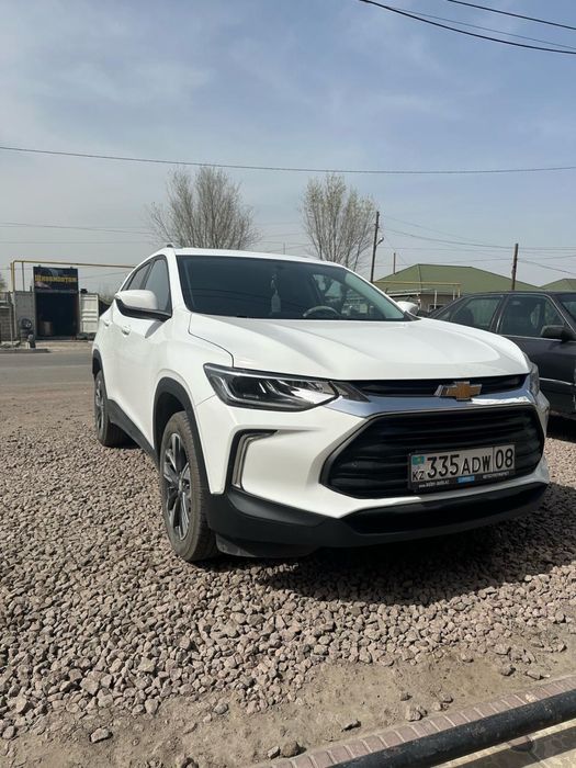 Продам автомобиль CHEVROLET TRACKER