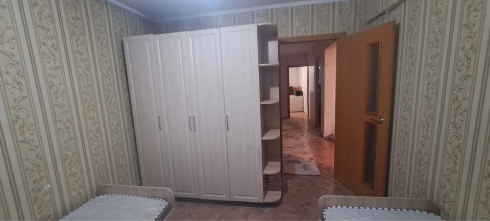 Продается шкаф для одежды