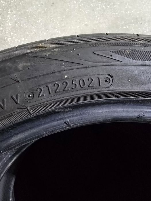 Шины продам комплект