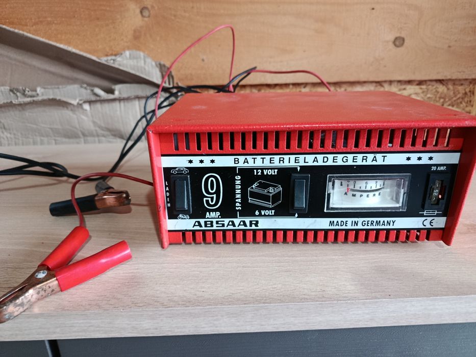 Încărcător baterie ABSAAR 9 AMP