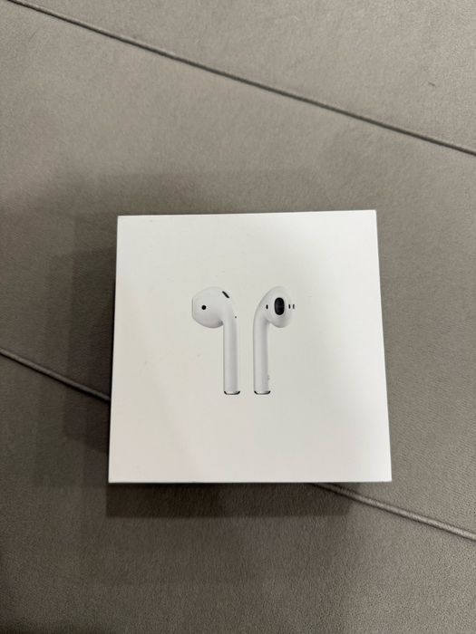 Продам наушники AirPods
