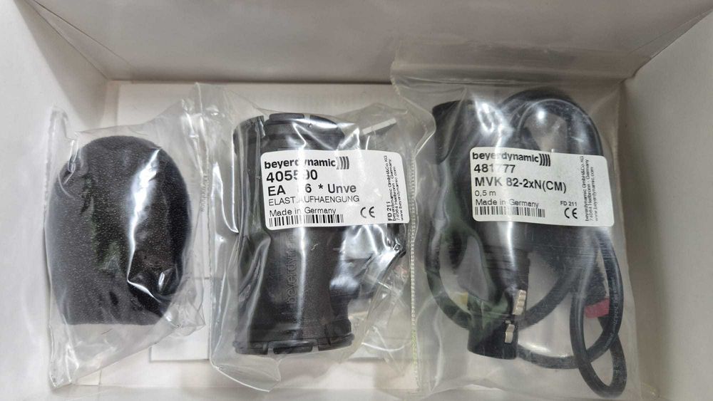 Vând microfon stereo profesional Beyerdynamic MCE 72 PV CAM – NOU