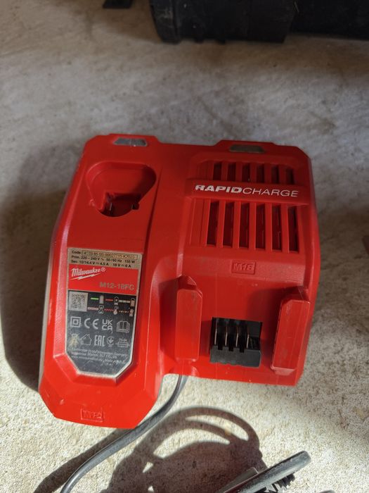 Milwaukee M18BLCS66 безчетков циркуляр