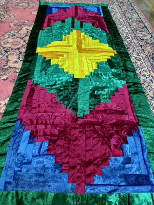 Құрақ көрпелер сатылады