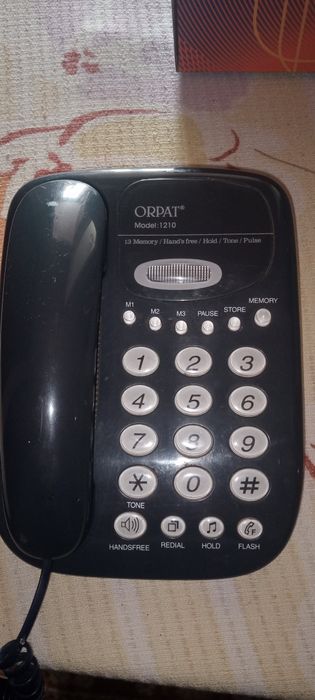 Стационарный телефон 3000тг.