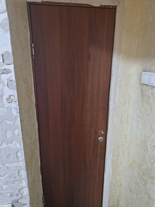 Срочно продам двери
