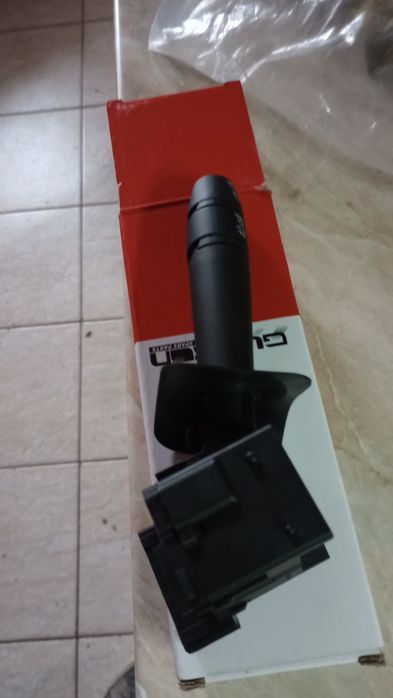 Bloc lumini Logan model cu proiectoare și o scrumieră