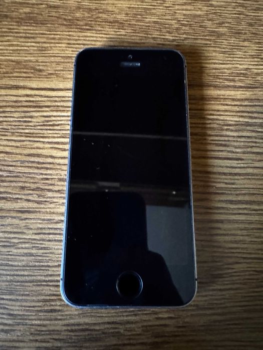 Vând telefoane Apple iPhone