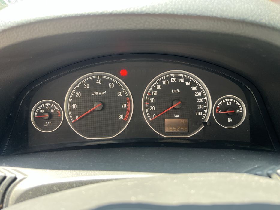 Opel Vectra C 2006, 1.8 бензин/газ