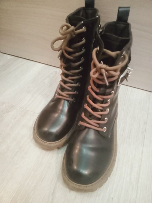 Ботинки демисезон 36 размер 2000 тенге
