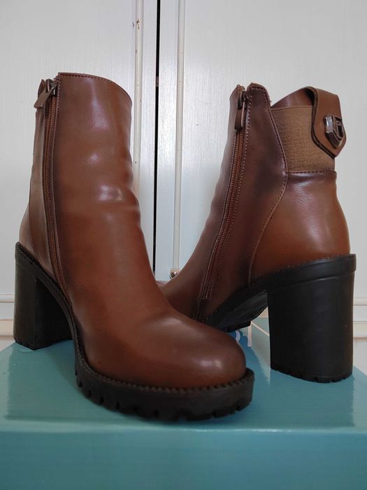 Кафяви боти, размер 38, изкуствена кожа