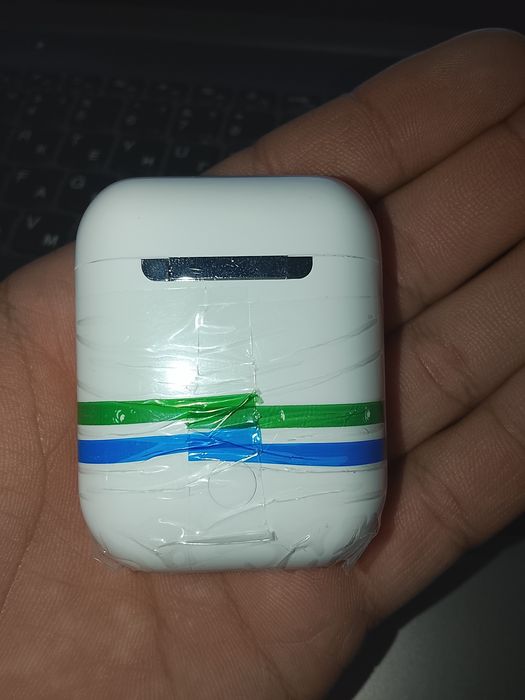 AirPods наушник .