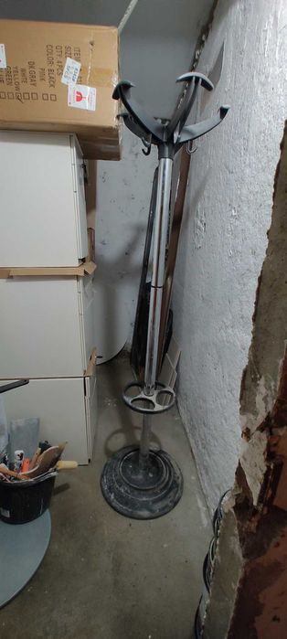 Закачалка за дрехи