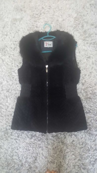 Vand vesta de dama din blana  sintetica
