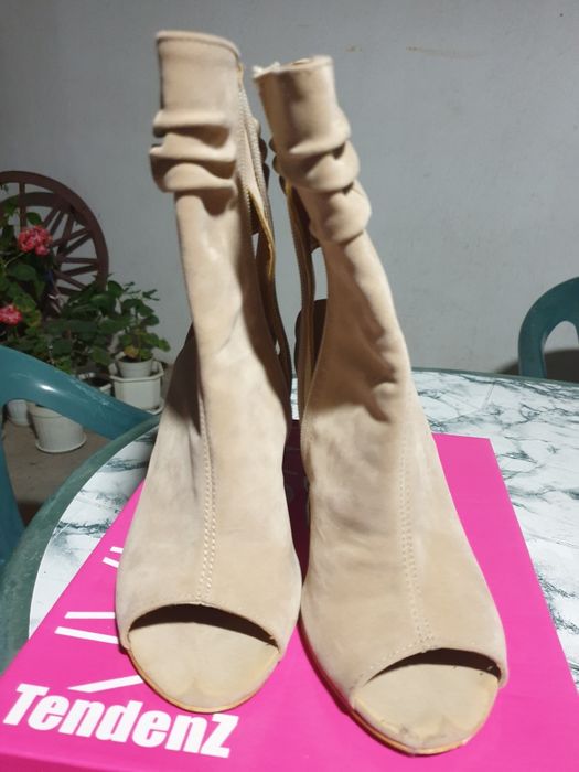 Дамски сандали тип боти  38 номер