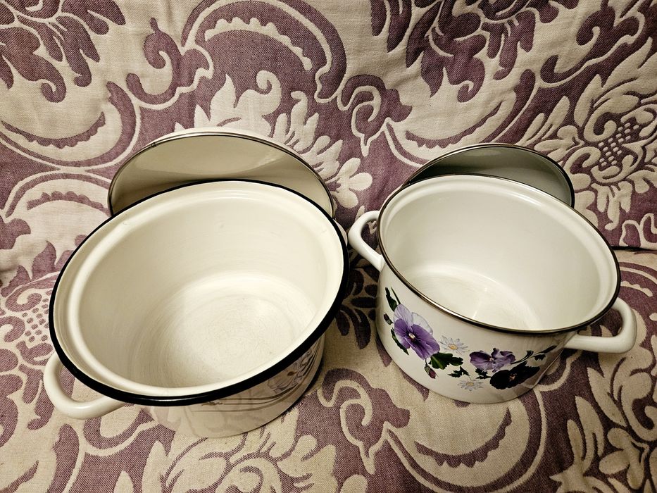 Кастрюли с крышкой 3 лира