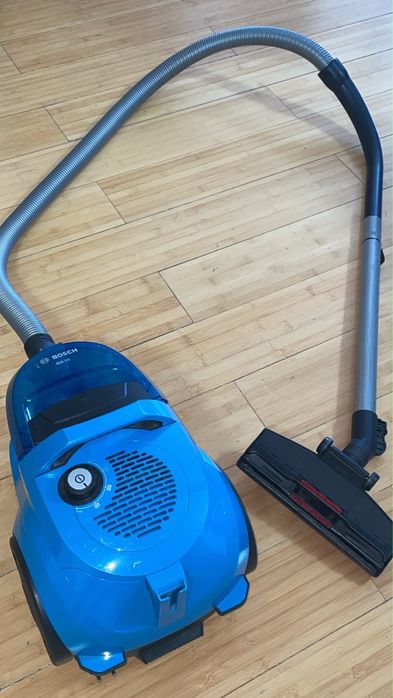 Пылесос Bosch 2500Вт