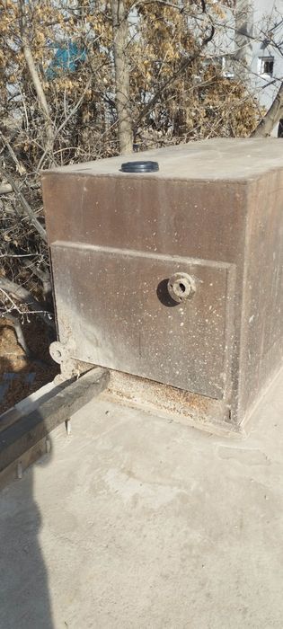 Металическии емкость