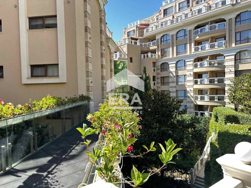 Продава се Двустаен апартамент в Варна, Чайка - 66 кв.м за 2357 €/кв.м - Снимка #3