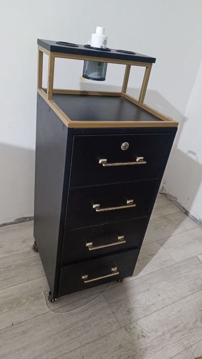 Кресло парикмахерское