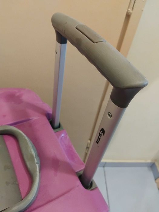 Estil Голям оригинален твърд куфар 77 см.