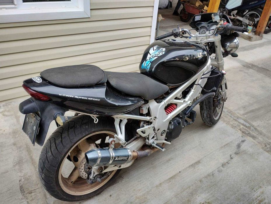 Suzuki TL 1000 S на части