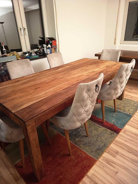 Masa din lemn masiv salcâm -acaț