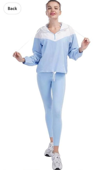 Спортивный костюм