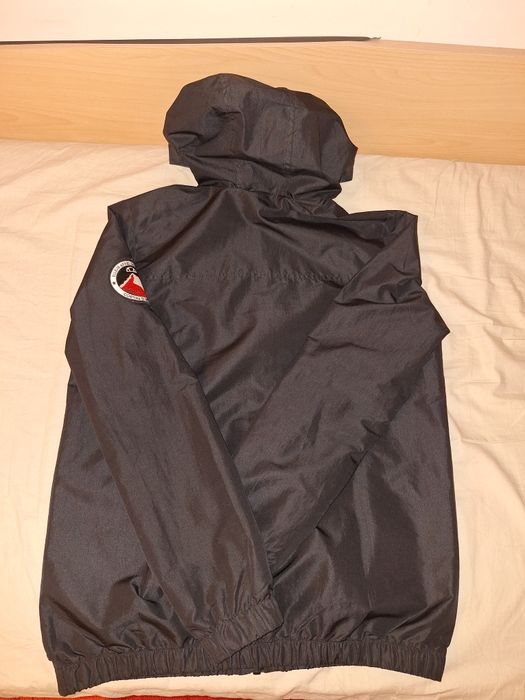 Ветровка ellesse