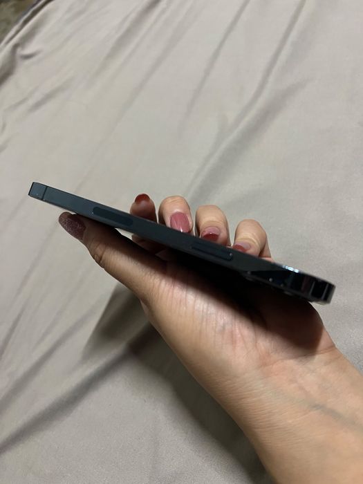 IPhone 12 pro 128gb не вскрывался