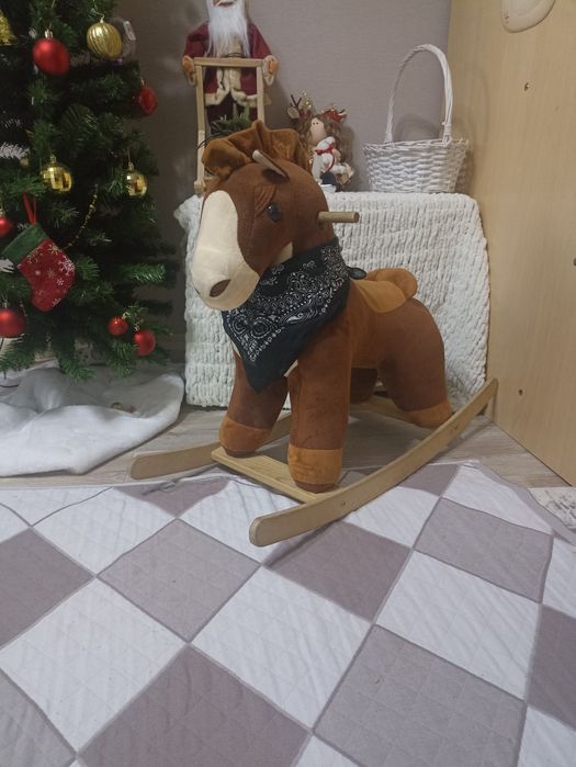 Продам лошадку + подарок