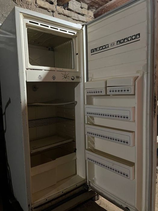 холодильник СНЕЖИНКА-304