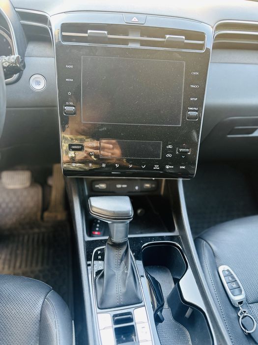 Продается хундай туксон 2022 года, бензин 2л атмосферник