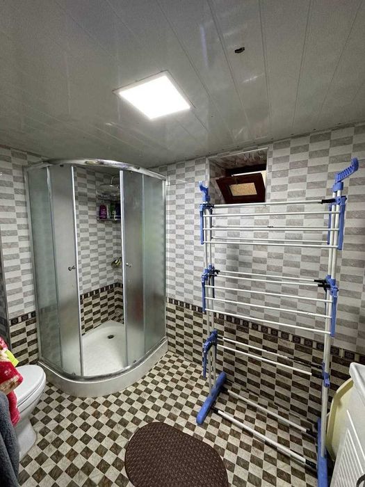 шахар марказида ховли сотувда