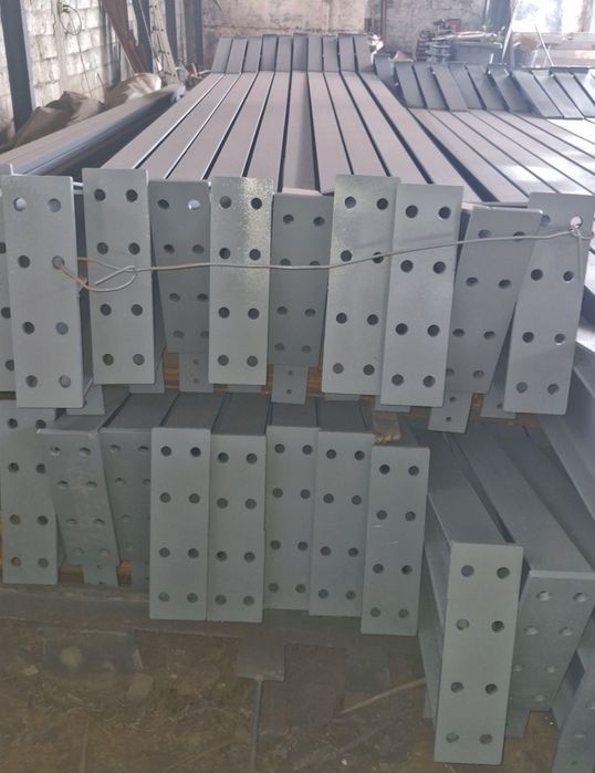 STOC Structuri metalice 2000€ buc 200mp