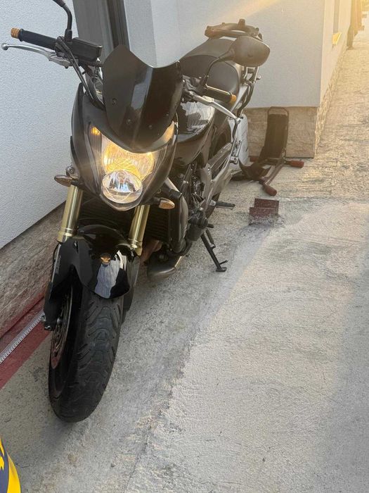 se vinde motocicleta Honda Hornet CB600 F 2007