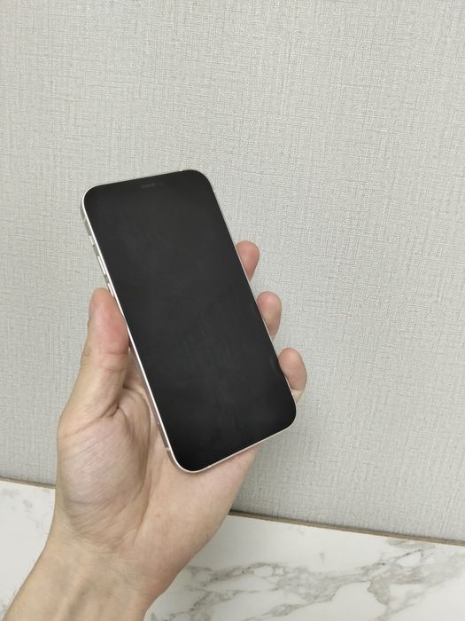 IPhone 12 без ремонта