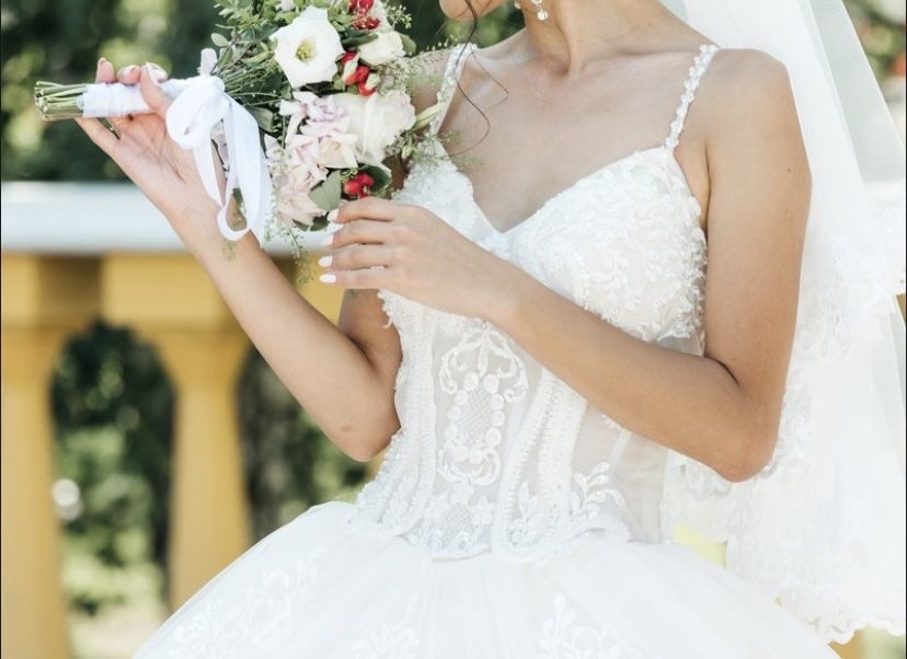 Свадебное платье