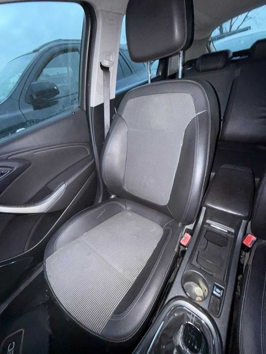 Opel Astra J 1.7CDTi + 1.4i 2009-2016г. на части + други цветове