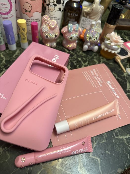 Rhode iphone 17pro case Ribbon