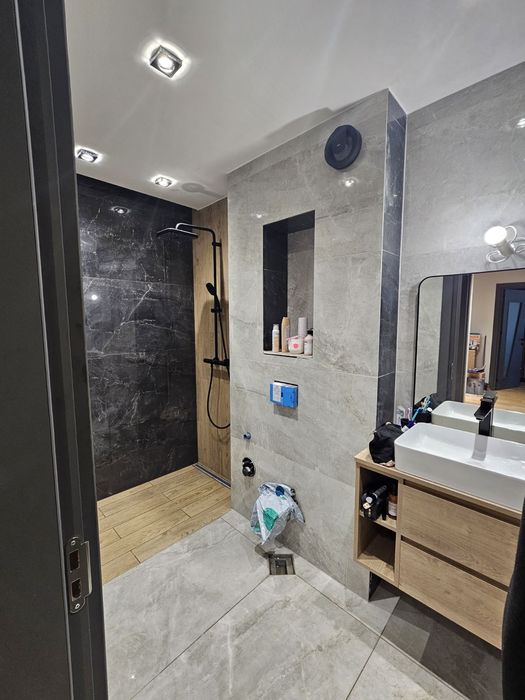 Домашен майстор, вътрешни ремонти, дърводелец