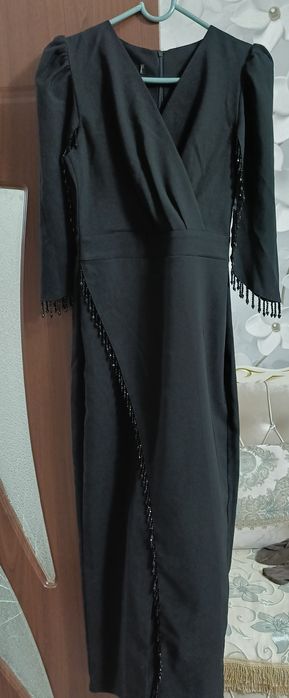 Продаются платья для женщин